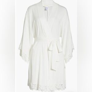 Eberjey Ivory Lace Robe Small